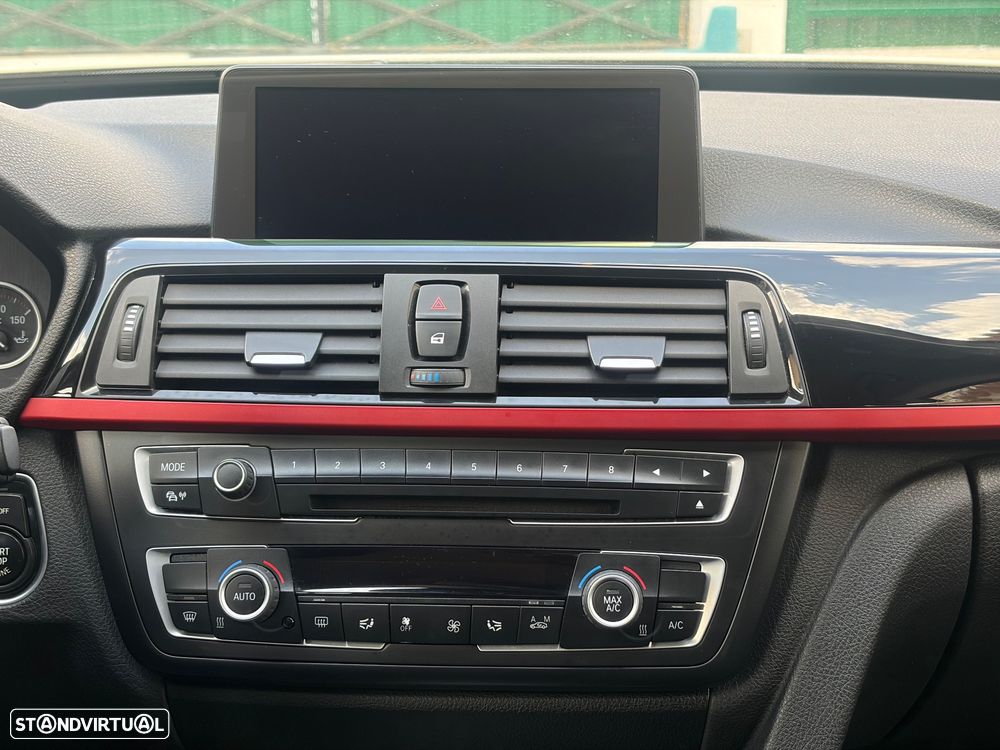 BMW 320 Gran Turismo d Auto Line Sport - 26