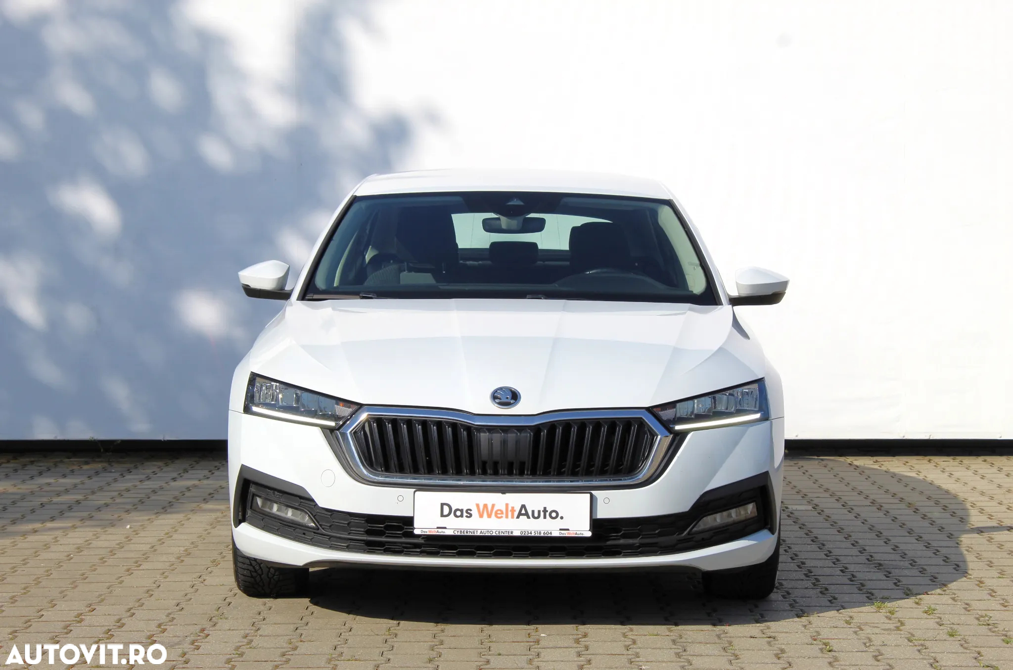 Skoda Octavia 2.0 TDI DSG Ambition - 8
