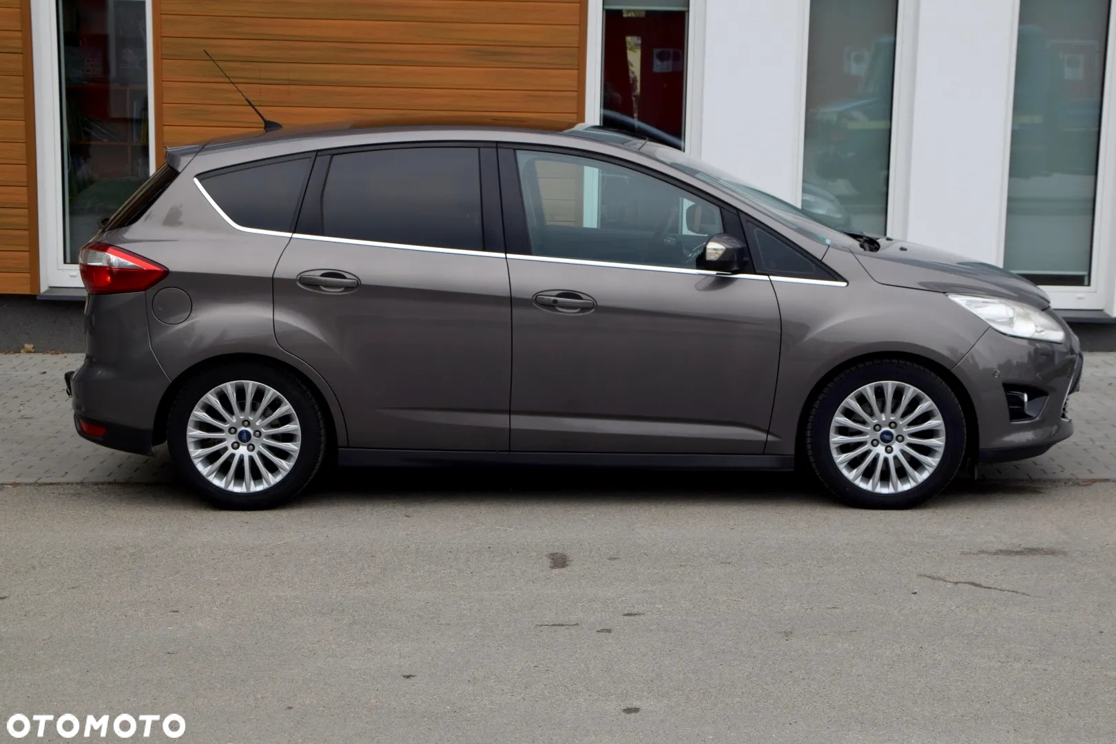 Ford C-MAX 2.0 TDCi Titanium - 8