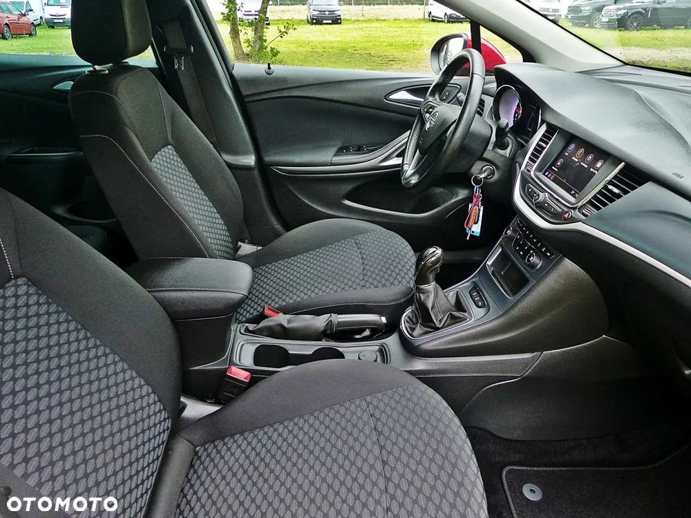 Opel Astra 1.2 T Edition S&S - 27