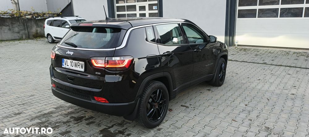 Jeep Compass 1.3T M6 2WD Longitude - 16