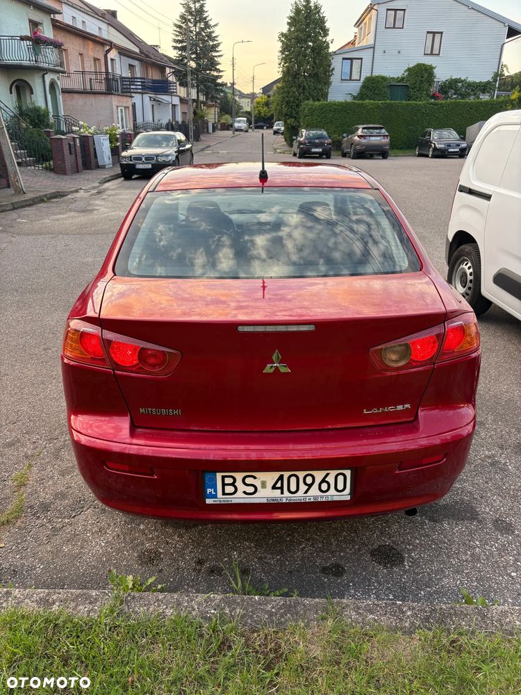 Mitsubishi Lancer 1.5 Inform - 2