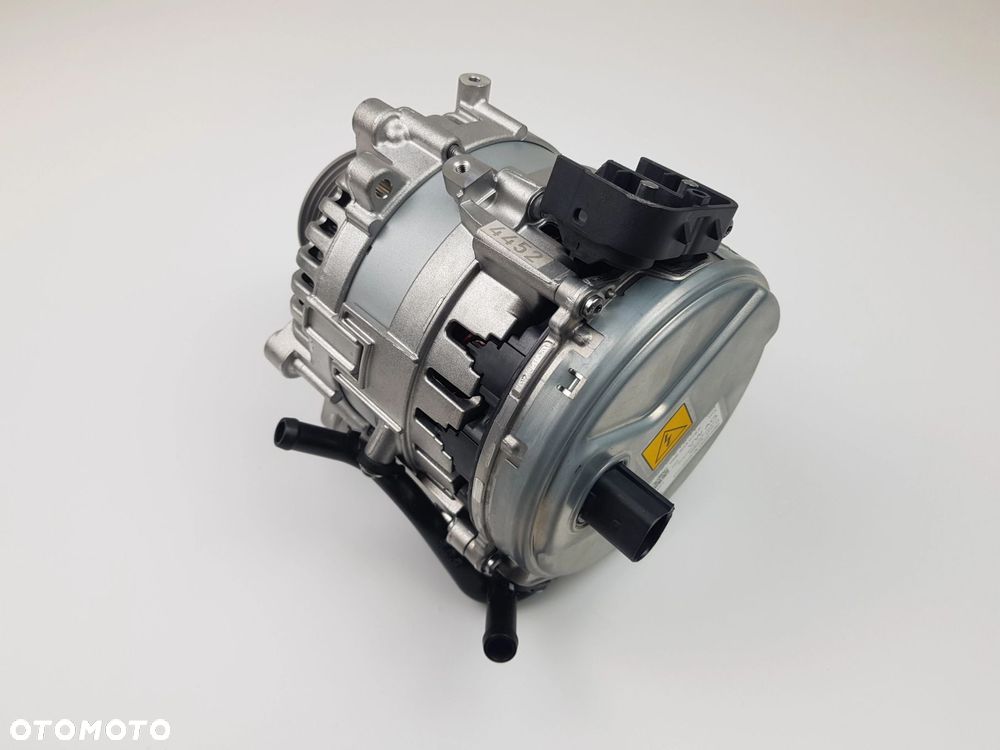NOWY ORYGINALNY Alternator VW Audi Seat Skoda 1.5 TSI 05E903019H - 3