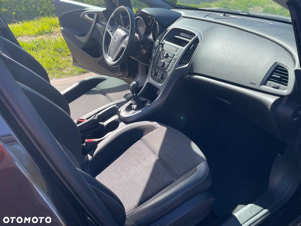 Opel Astra 1.6 Executive - 9