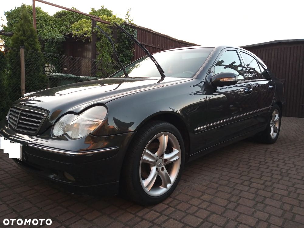 Mercedes-Benz Klasa C 240 Avantgarde - 2