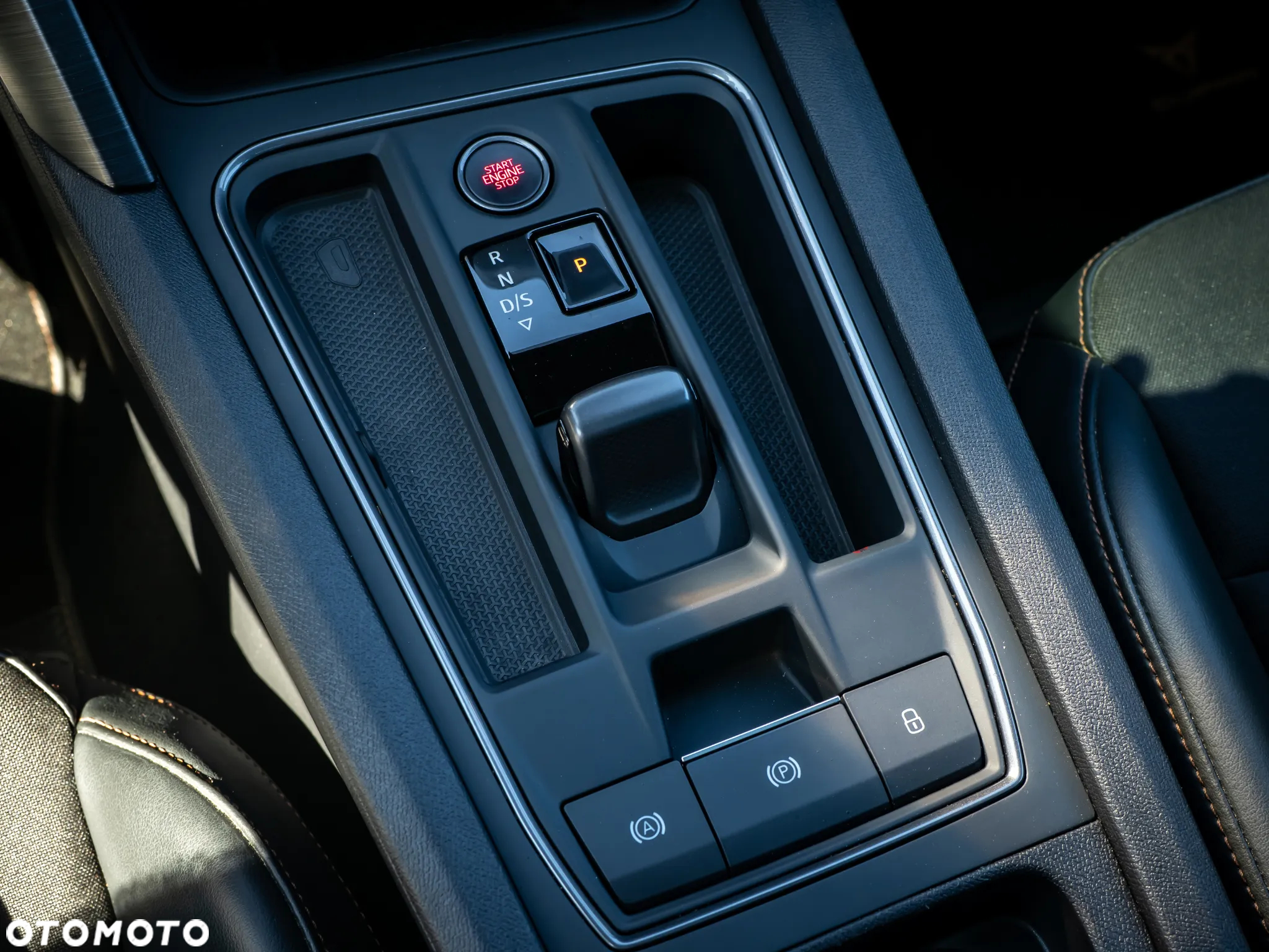 Cupra Formentor 1.5 TSI DSG - 25
