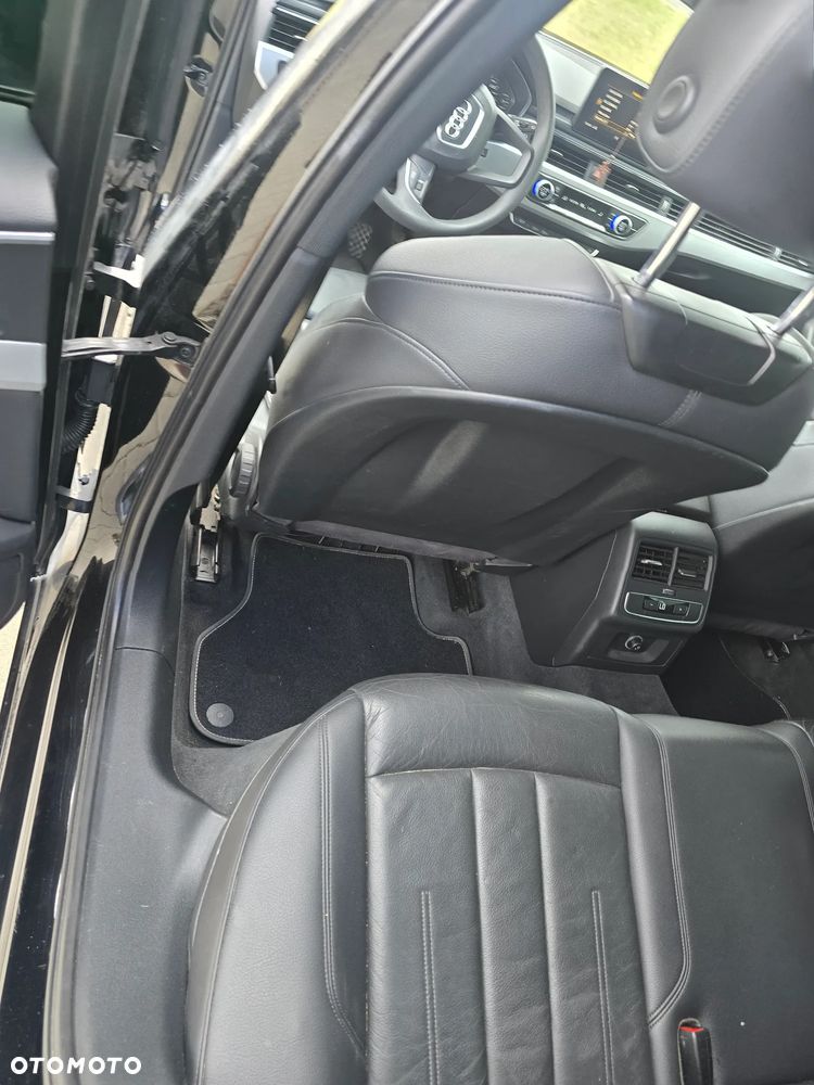Audi A4 Avant 2.0 TDI - 16