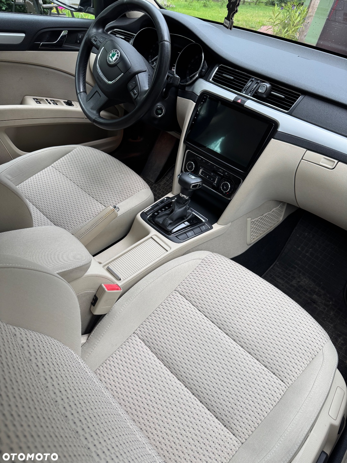 Skoda Superb 2.0 TDI Elegance DSG - 16