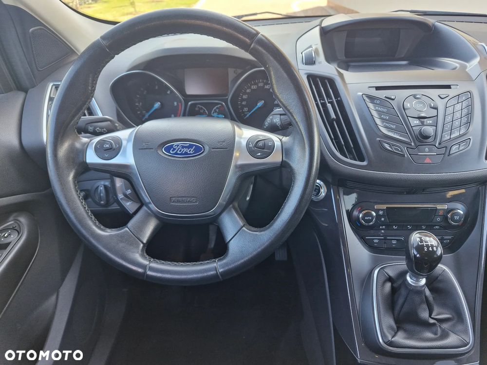 Ford Kuga 2.0 TDCi 2x4 Titanium - 19