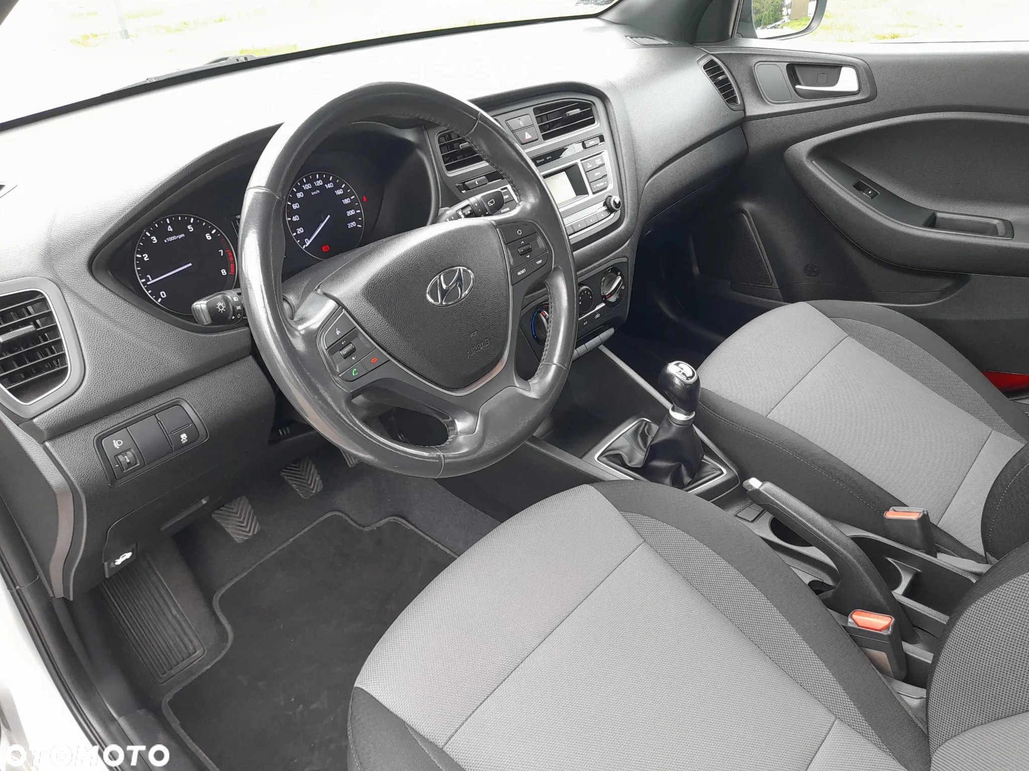 Hyundai i20 1.2 GO - 11
