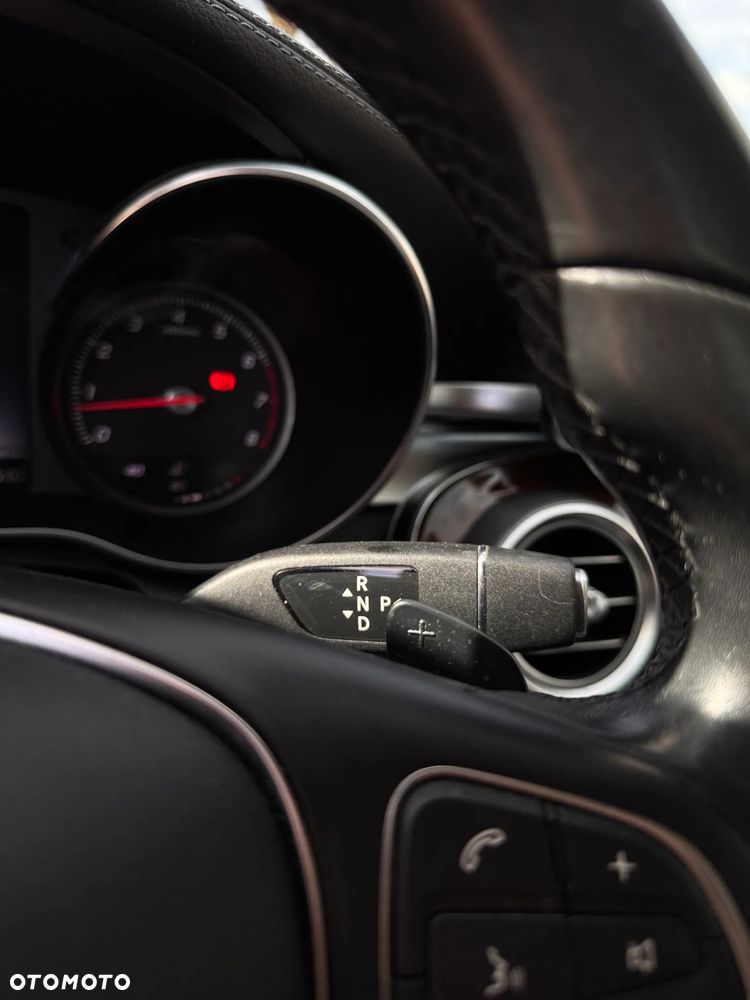 Mercedes-Benz Klasa C 180 7G-TRONIC Exclusive - 18