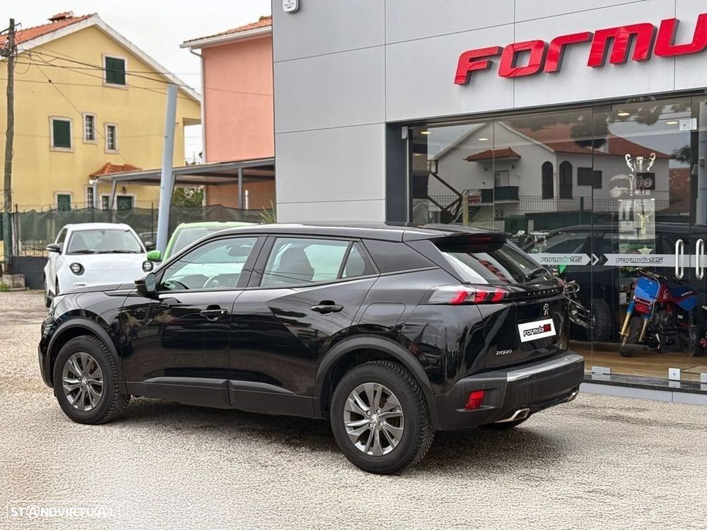 Peugeot 2008 1.2 PureTech Active Pack EAT8 - 4
