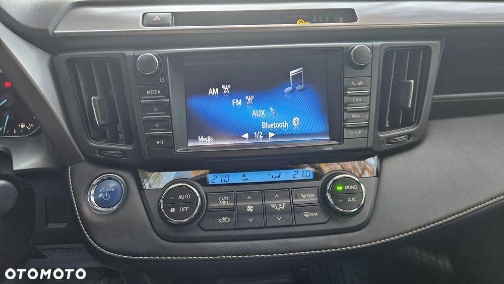 Toyota RAV4 Hybrid Premium 4x4 - 12