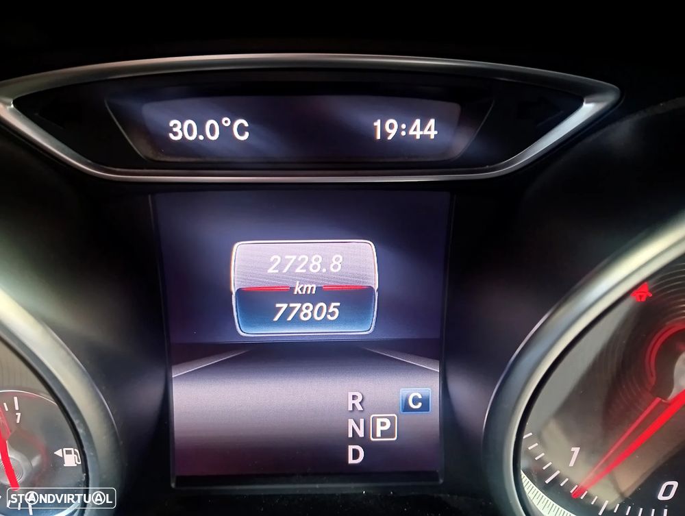 Mercedes-Benz GLA 180 d Style Aut. - 35