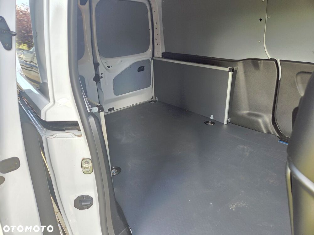 Toyota PROACE CITY - 15