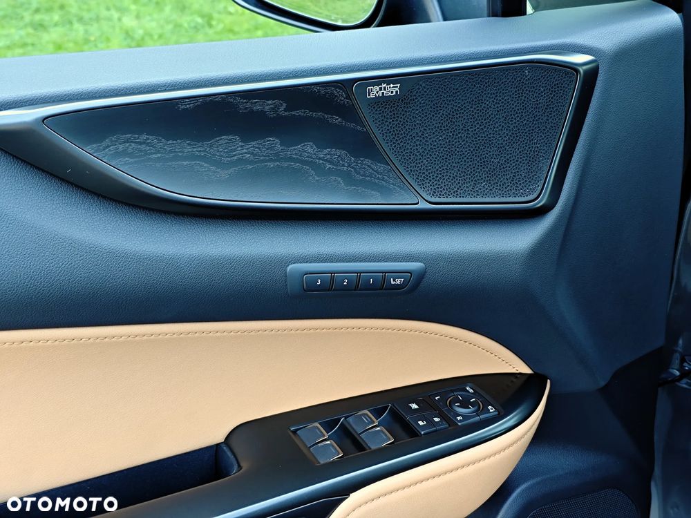 Lexus NX 350h Omotenashi AWD - 26