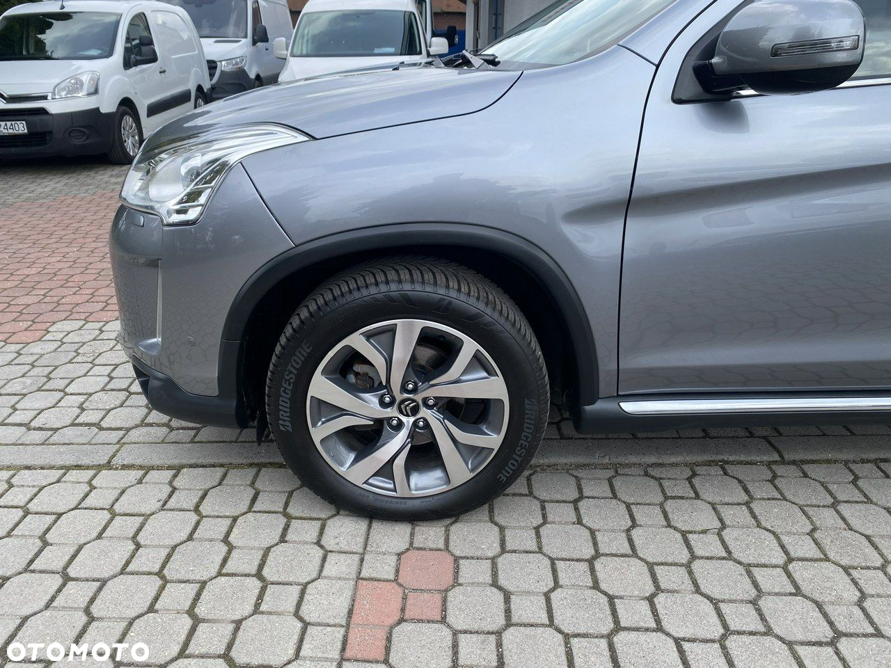 Citroën C4 Aircross - 9
