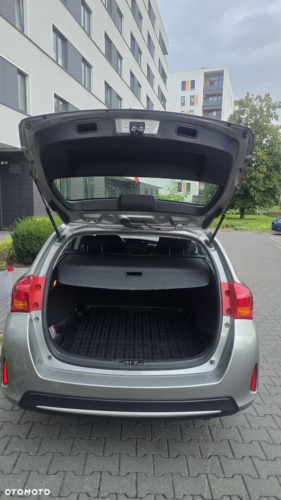 Toyota Auris 1.4 D-4D Active - 12