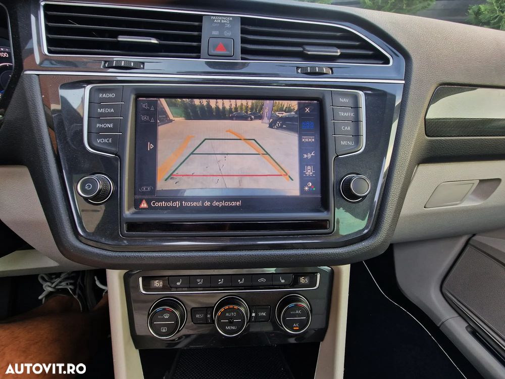 Volkswagen Tiguan - 26