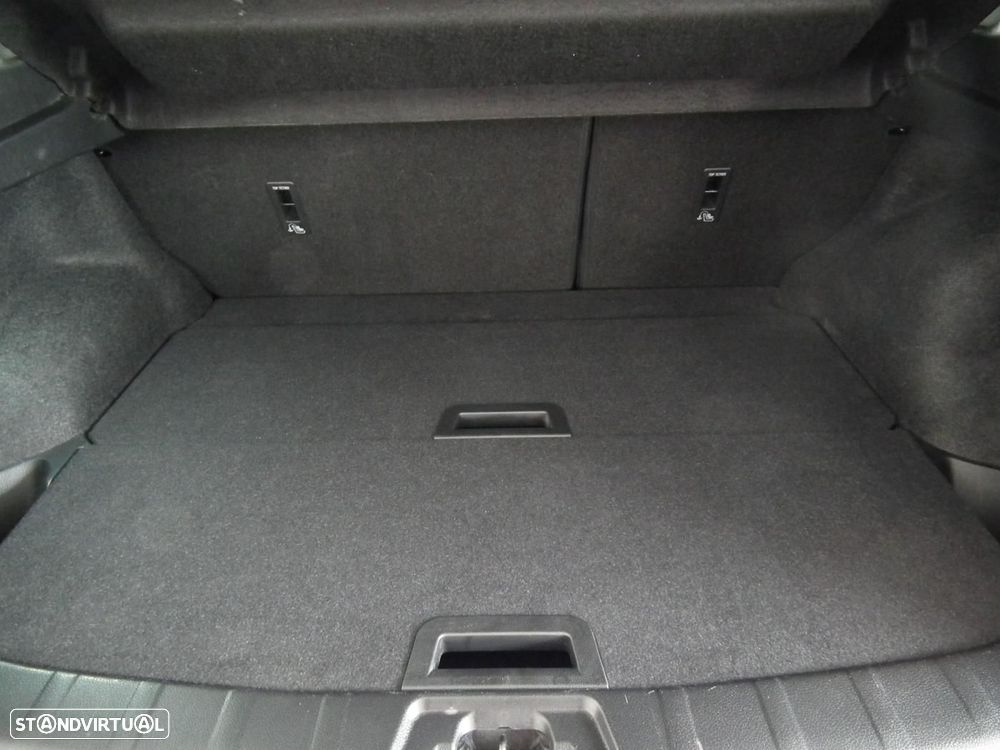 Nissan Qashqai 1.6 dCi Tekna Premium +Xtronic - 19