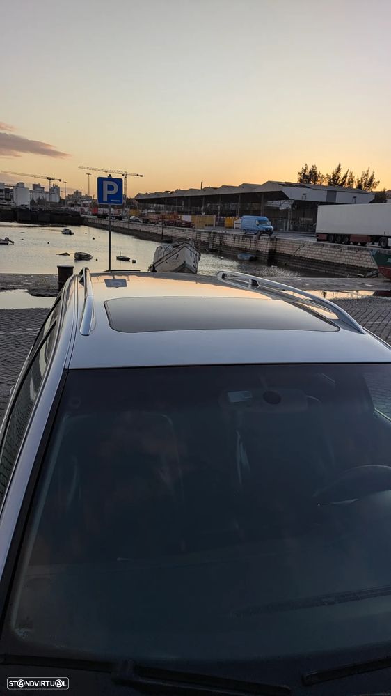 VW Passat Variant 1.9 TDi Highline Tip - 13