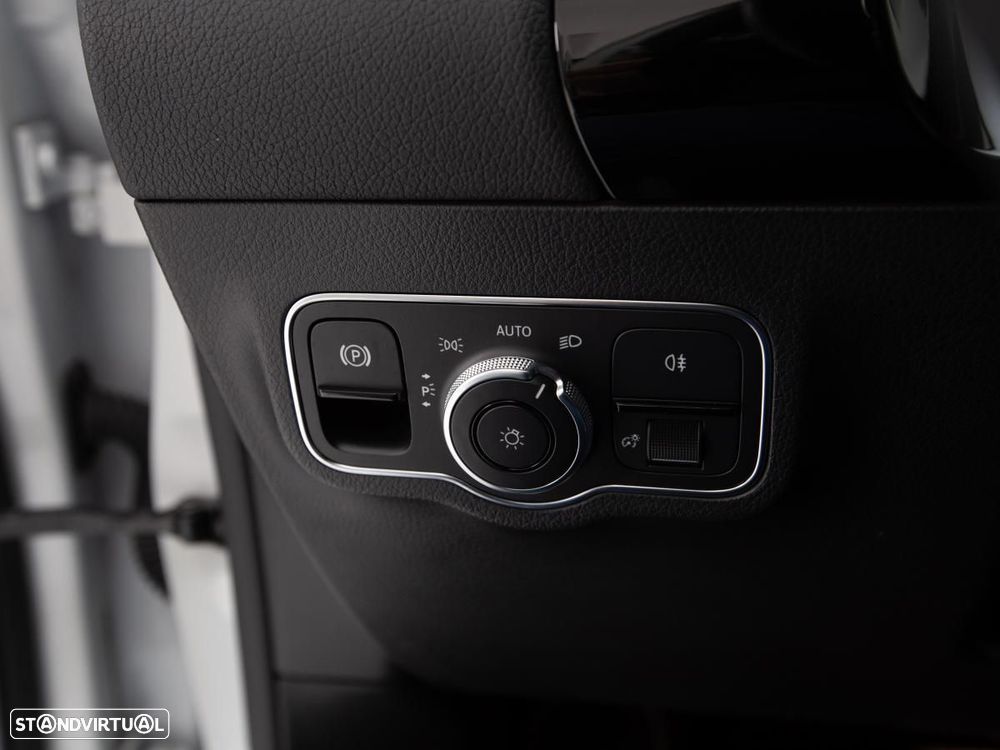 Mercedes-Benz B 250 e 8G-DCT Edition 2020 - 19