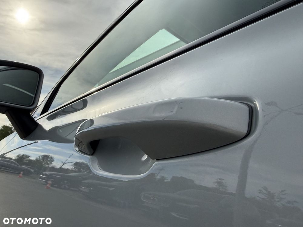 Volvo V60 Cross Country - 12