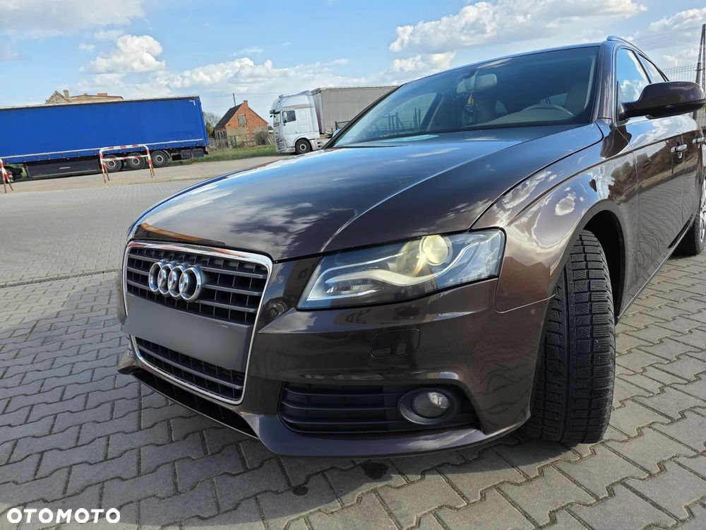 Audi A4 Avant 2.0 TDI - 13