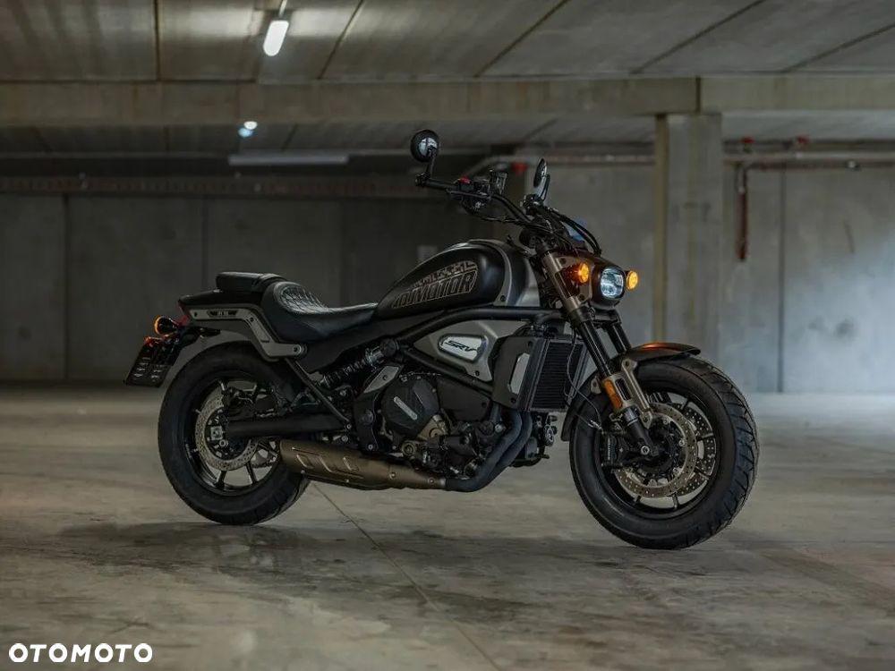 QJMOTOR SRV 700 - 10