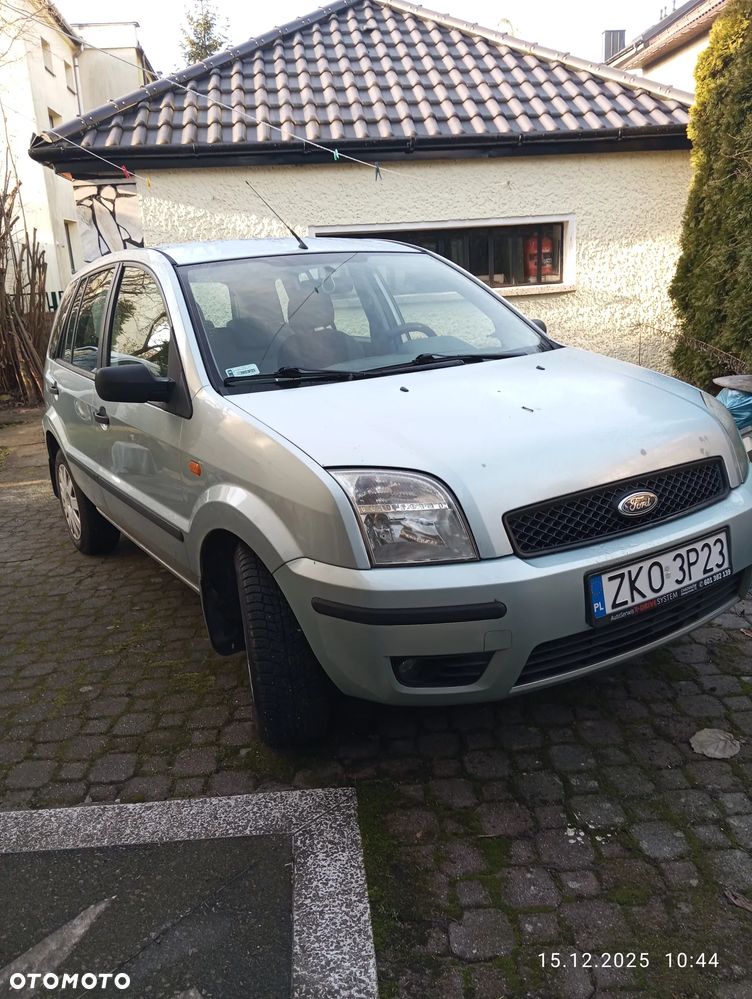 Ford Fusion 1.4 Ambiente - 1