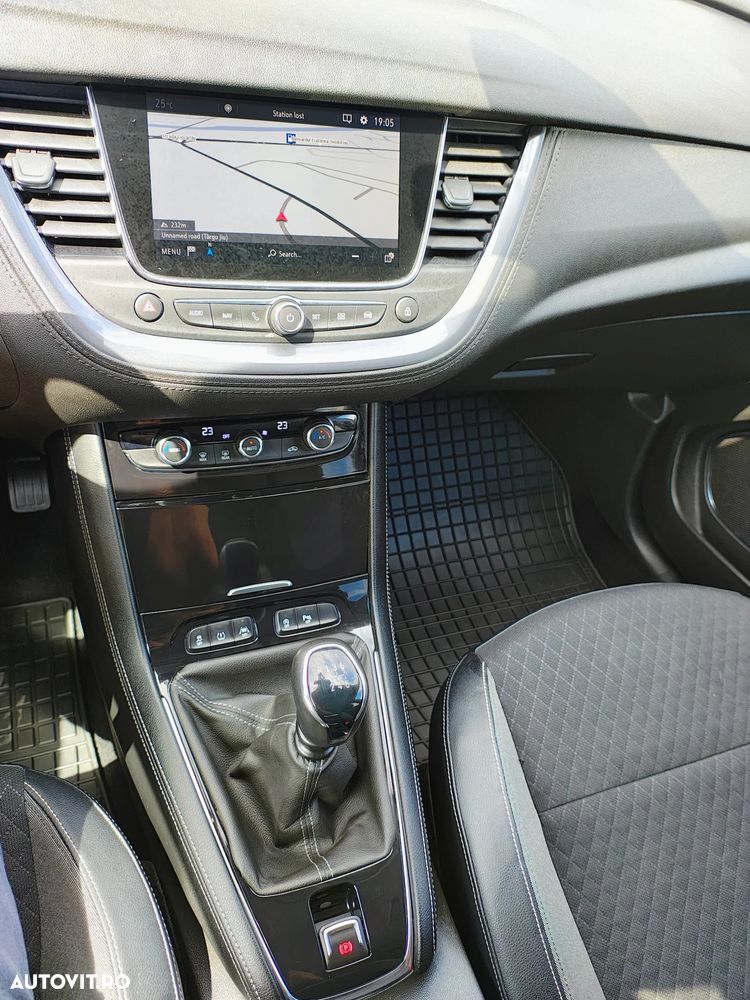 Opel Grandland X 1.2 Start/Stop Business INNOVATION - 26
