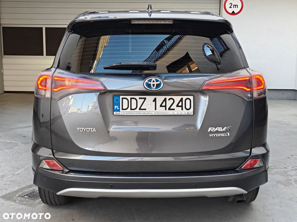 Toyota RAV4 Hybrid Premium 4x2 - 4