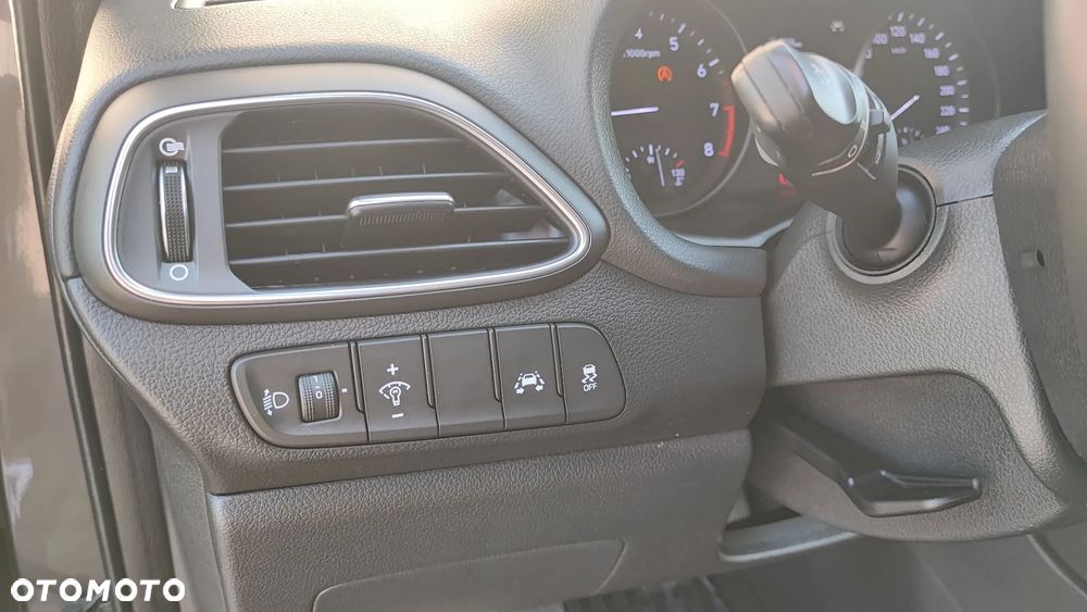 Hyundai i30 - 27