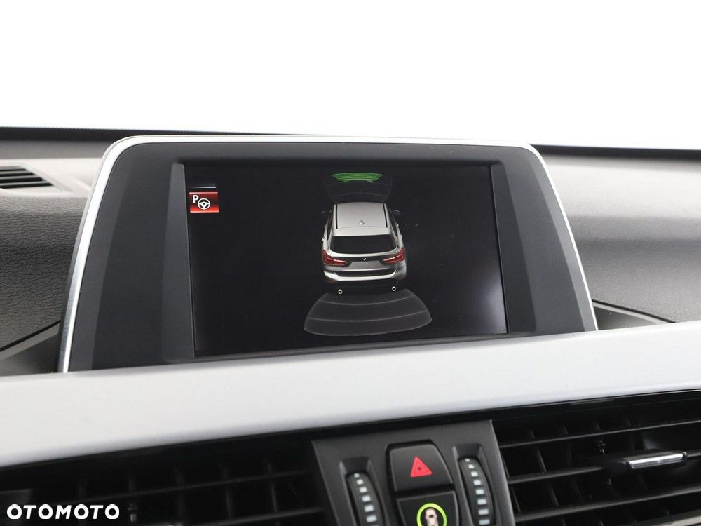 BMW X1 sDrive18d Advantage - 26