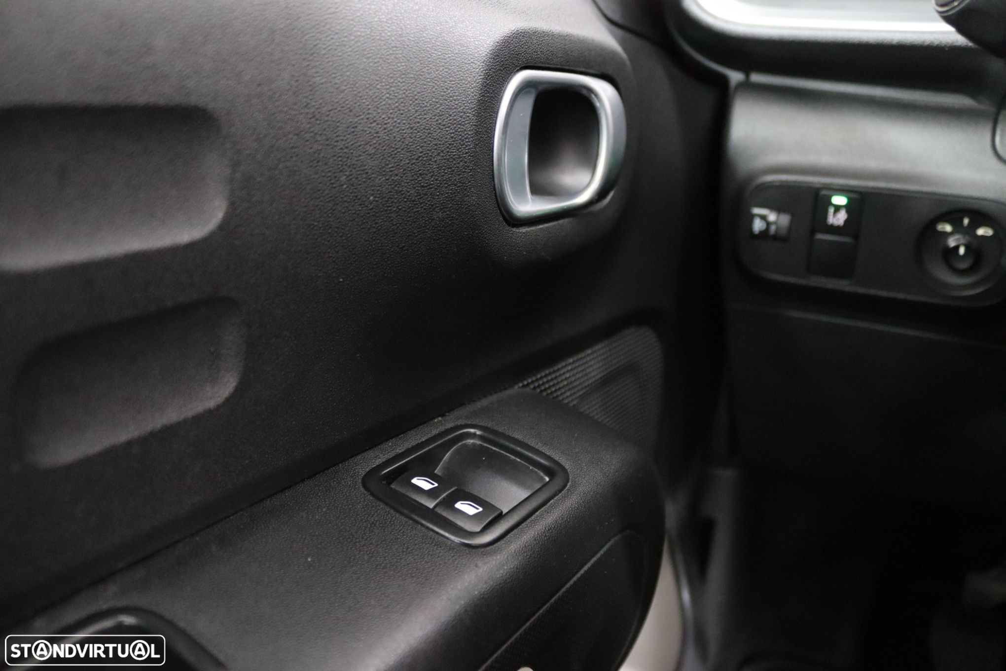 Citroën C3 1.2 PureTech Shine - 7