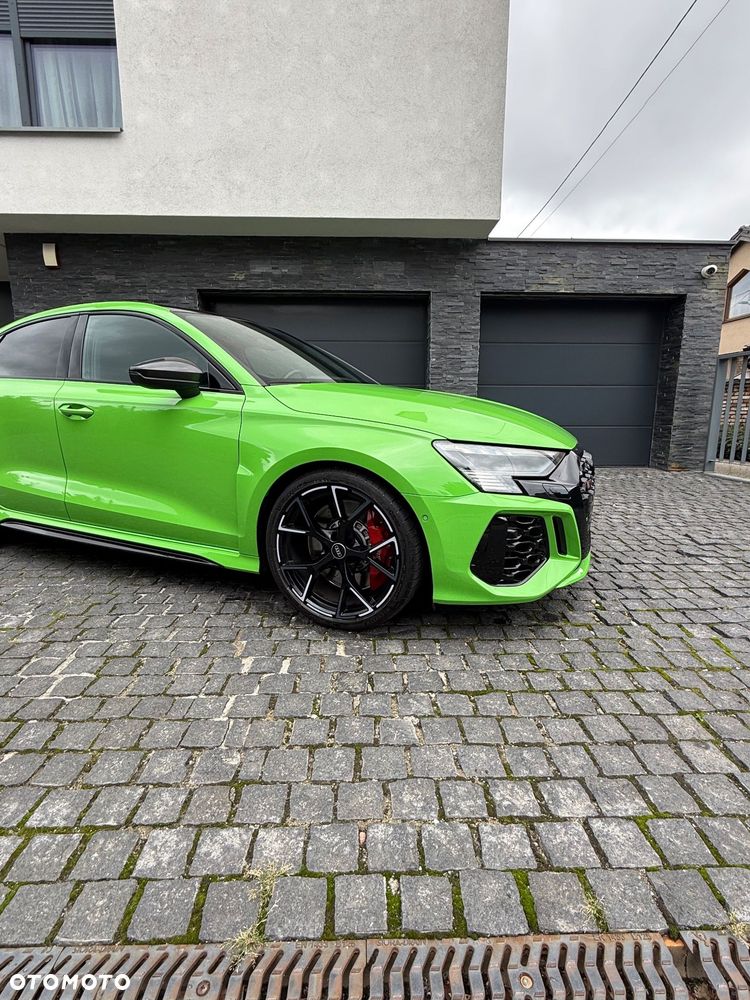 Audi RS3 Limousine - 5