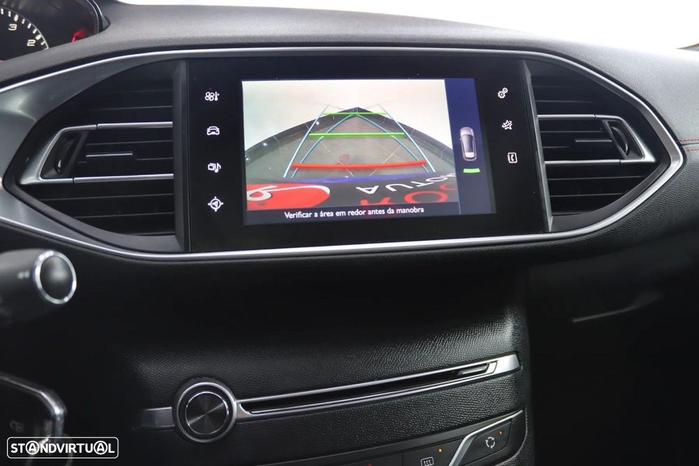 Peugeot 308 1.2 PureTech Allure EAT8 - 11