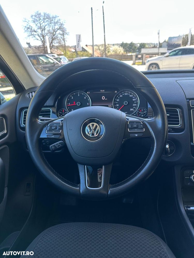 Volkswagen Touareg 3.0 V6 TDI SCR Blue Motion DPF Automatik - 11