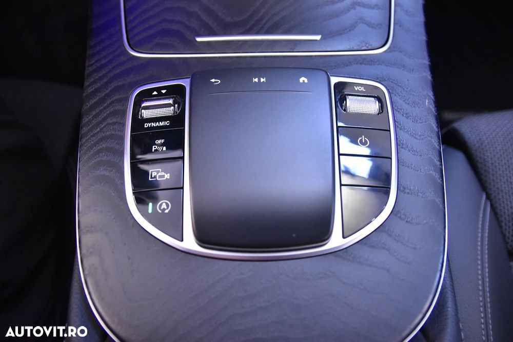 Mercedes-Benz E 220 d Aut. - 17