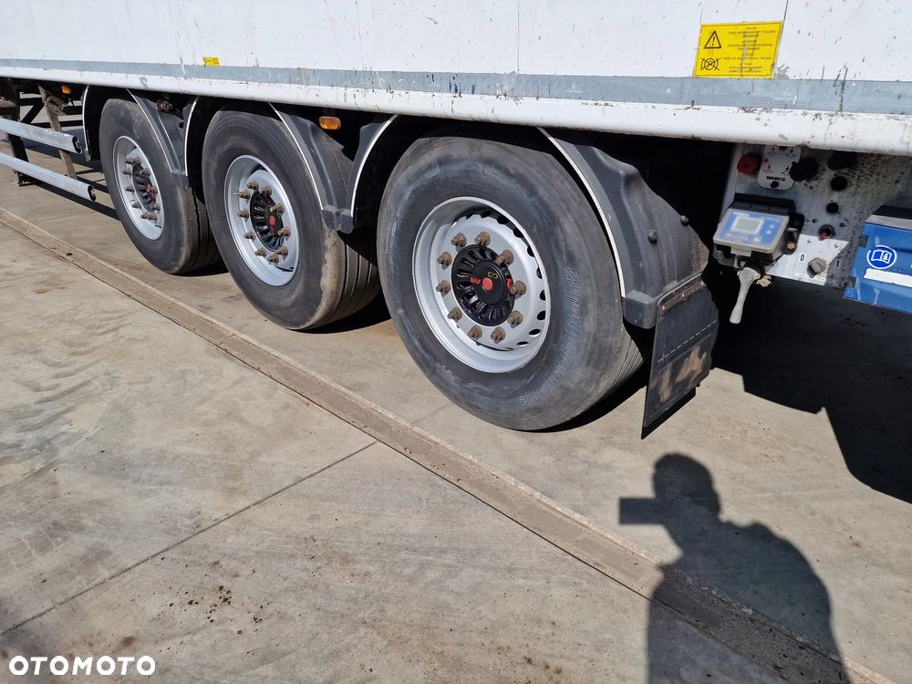 Stas Ruchoma podłoga 92m3 2015 rok - 9