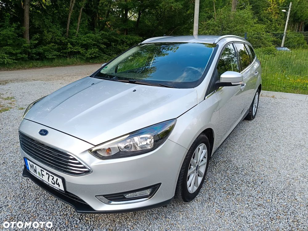 Ford Focus 1.0 EcoBoost STart-Stopp-System TITANIUM - 2