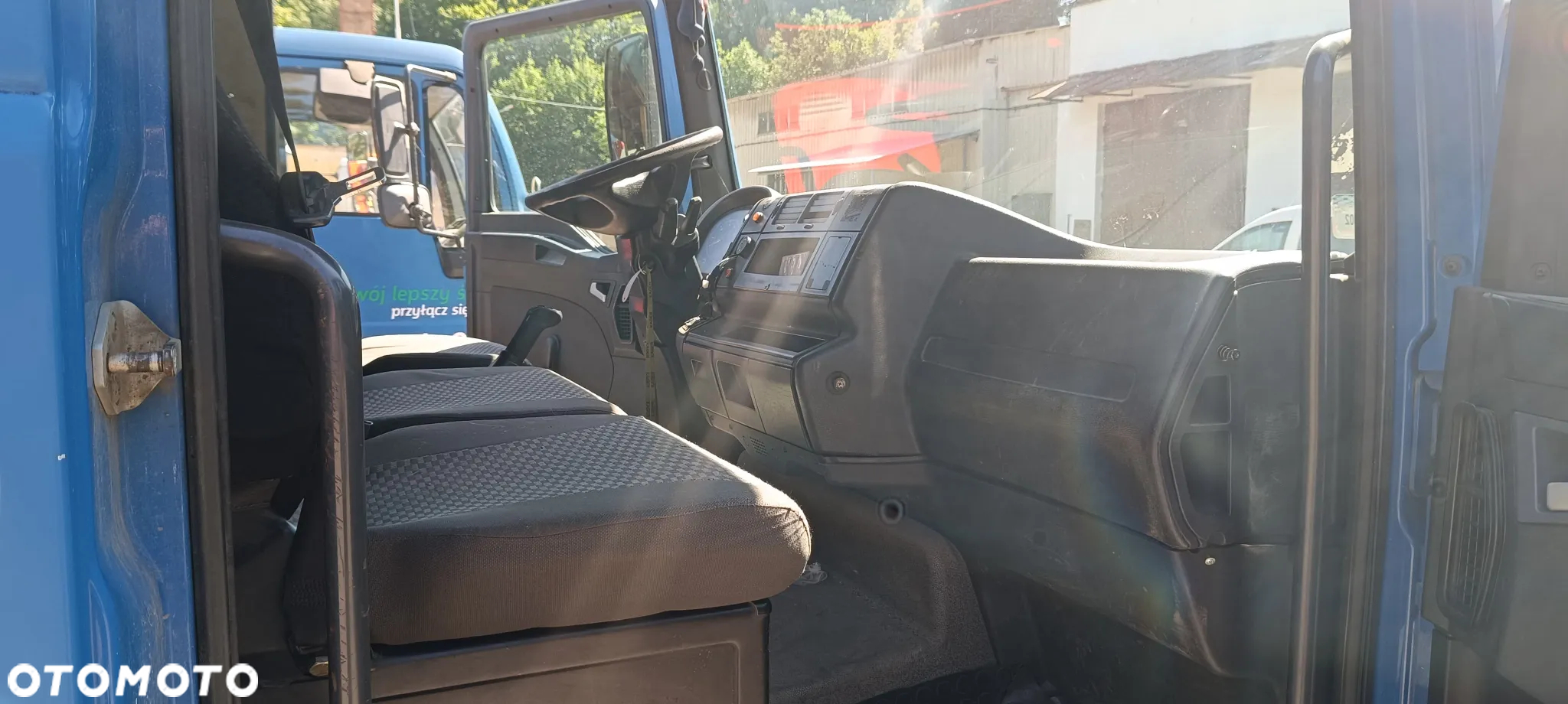 MAN TGL 12.180 4x2 BB - 5