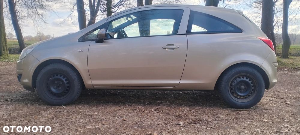 Opel Corsa 1.2 16V Enjoy - 19