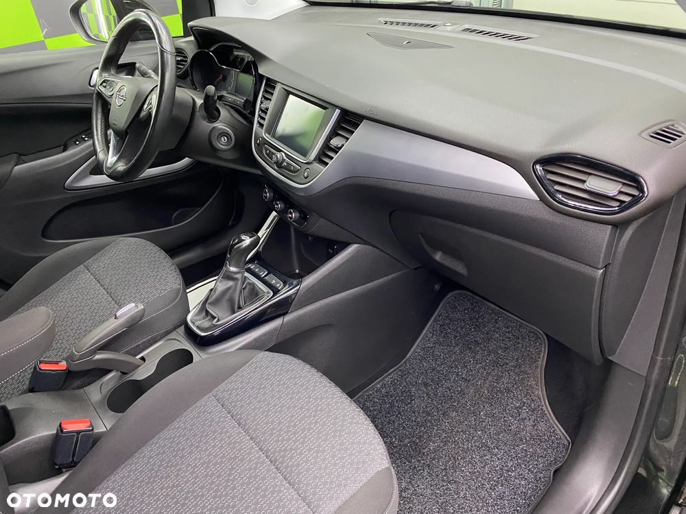 Opel Crossland X - 12
