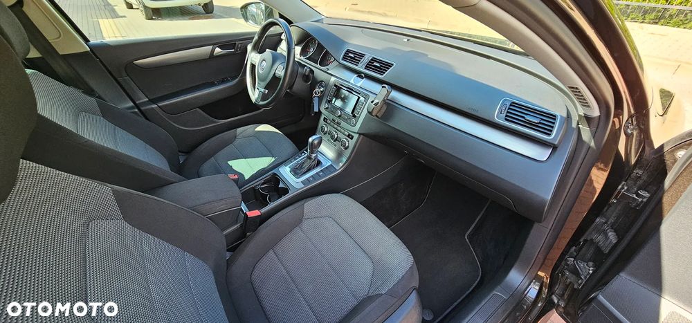 Volkswagen Passat 1.4 TSI DSG BlueMotion Technology Trendline - 30