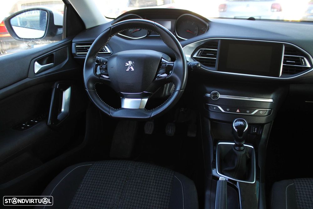 Peugeot 308 1.5 BlueHDi Style - 34