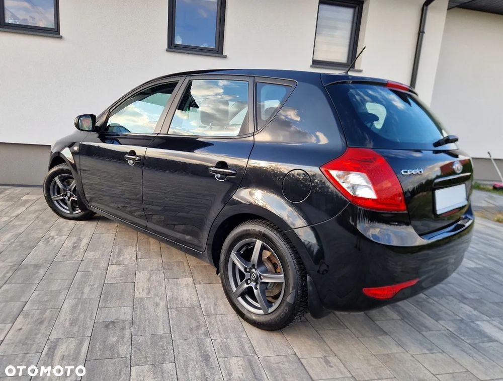 Kia Ceed 1.6 Comfort - 6