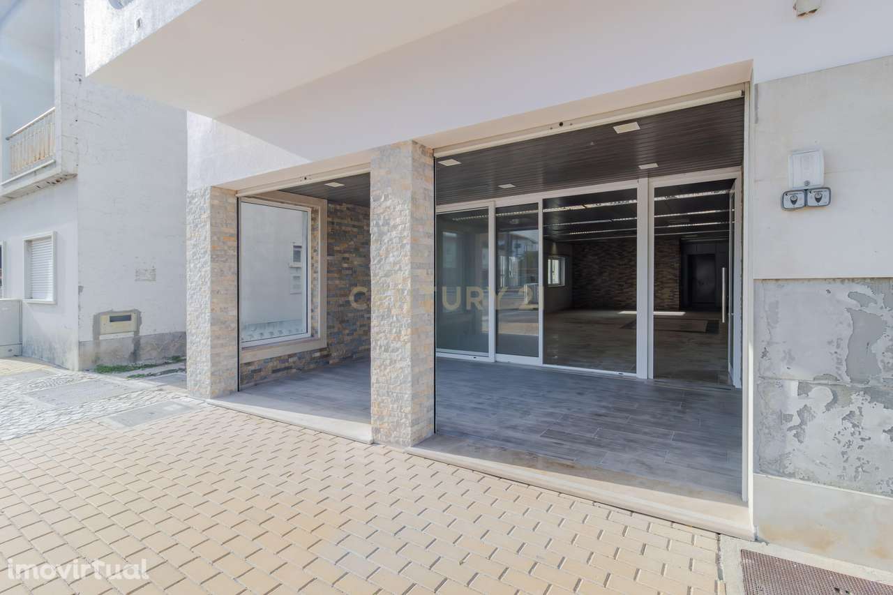 Excelente Loja para arrendamento no centro de Pataias - Grande imagem: 4/25