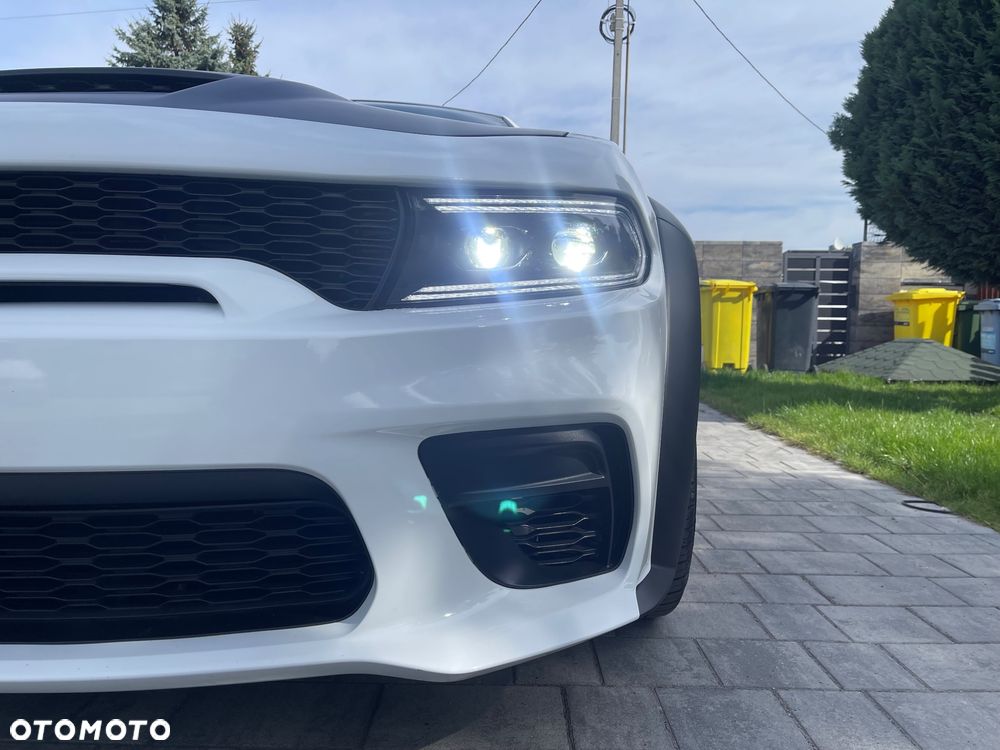 Dodge Charger 6.4 Scat Pack Widebody - 2