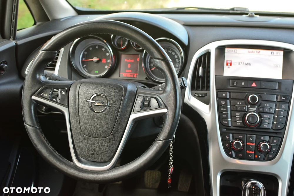 Opel Astra 1.4 T Cosmo - 7